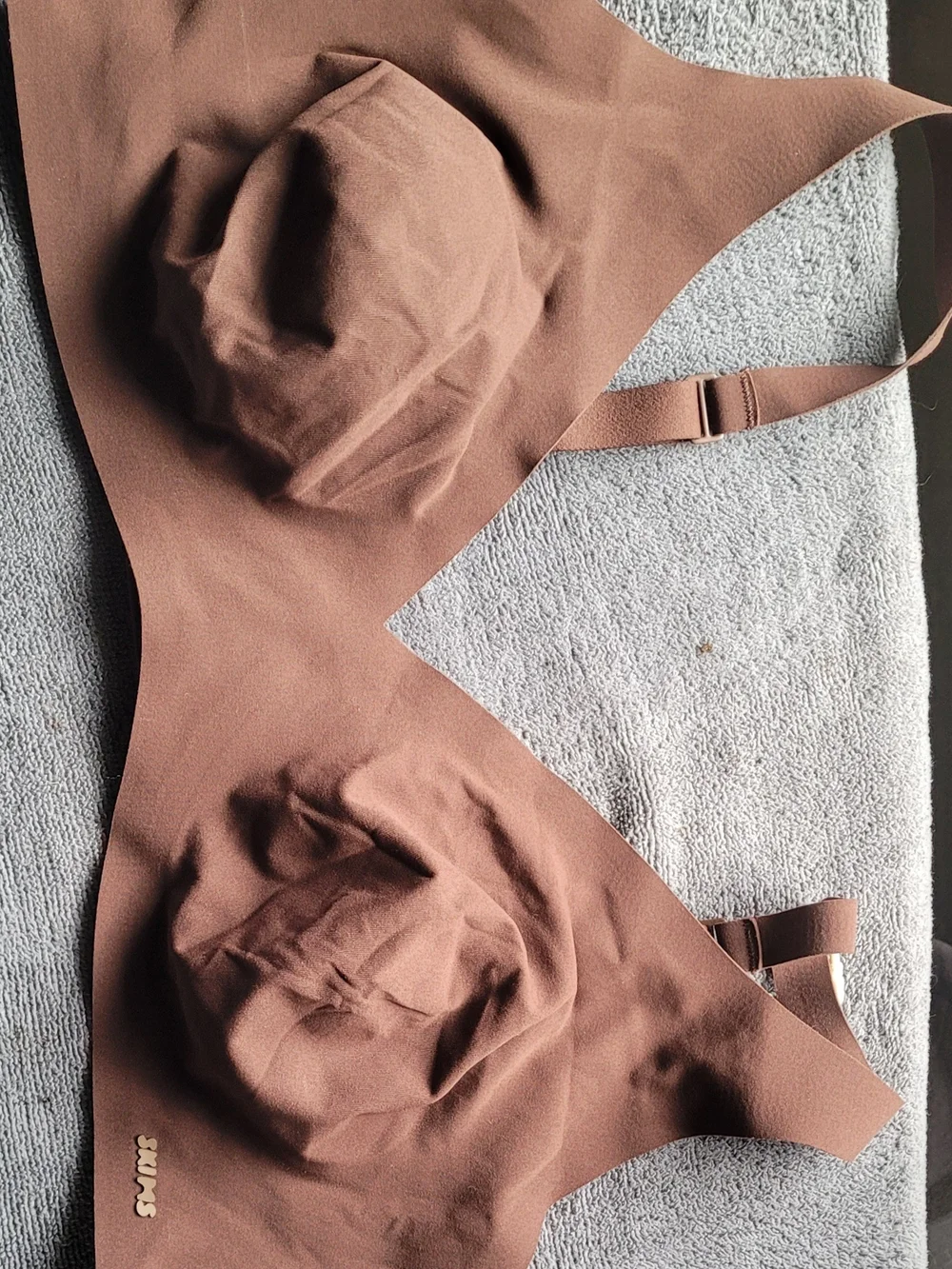 SKIMS Naked Plunge Bra NWT - Picture 3 of 3
